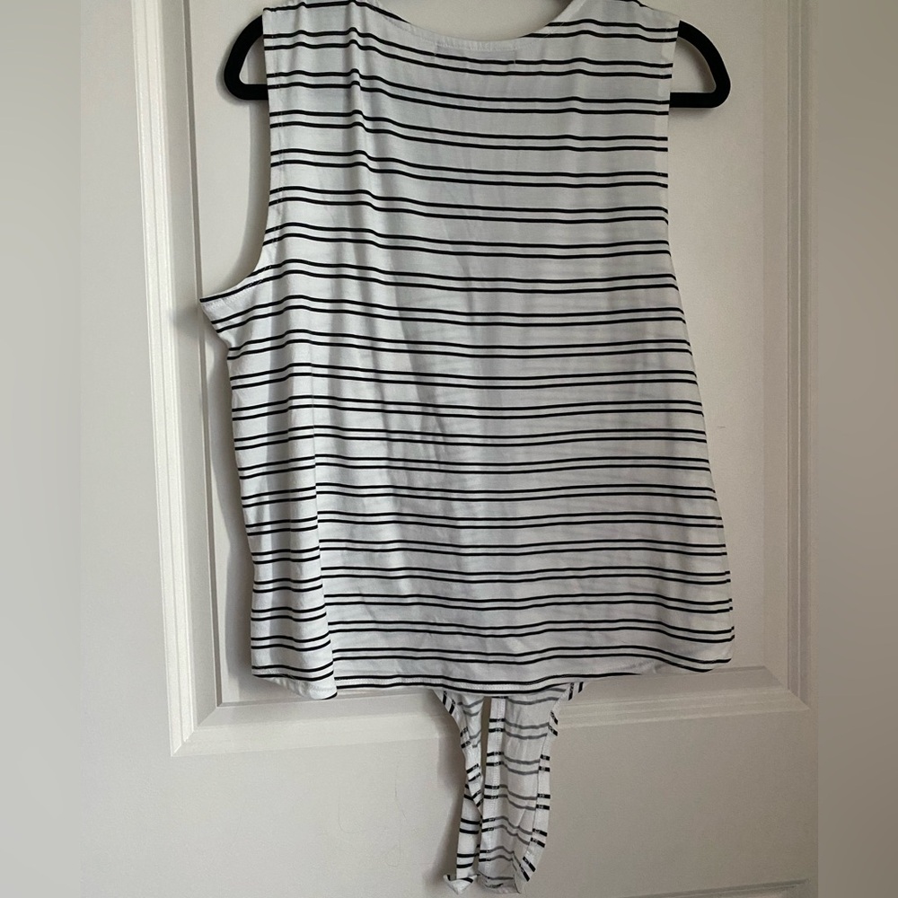 Scarlett Black and White Striped Button-Down Blouse Size XL - Picture 2 of 9